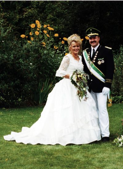 Uwe Falkenrich und Doris Buckler - Königspaar 1998 des Schützenvereins Holsen-Schwelle-Winkhausen